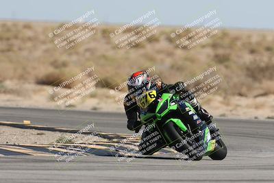 media/Oct-04-2025-CVMA (Sat) [[408bcdd6e4]]/Race 10-Amateur Supersport Middleweight/